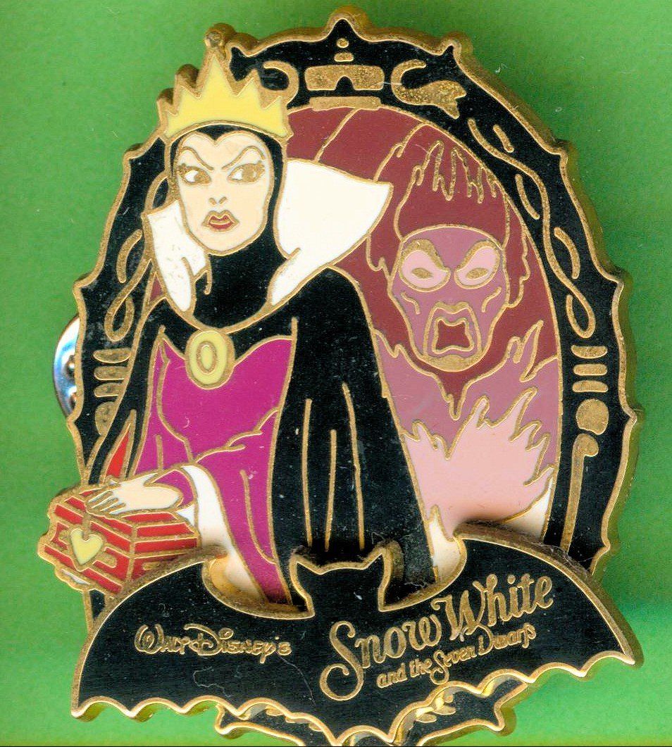 Disney Placchette & Badge: DISNEY  Snow White – Usato da Winterthur venduto da Sammleroase