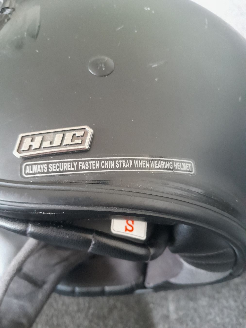 HJC Caschi & visiere: Motorradhelm HJC S – Usato da Unterseen venduto da alf_w8qf 1