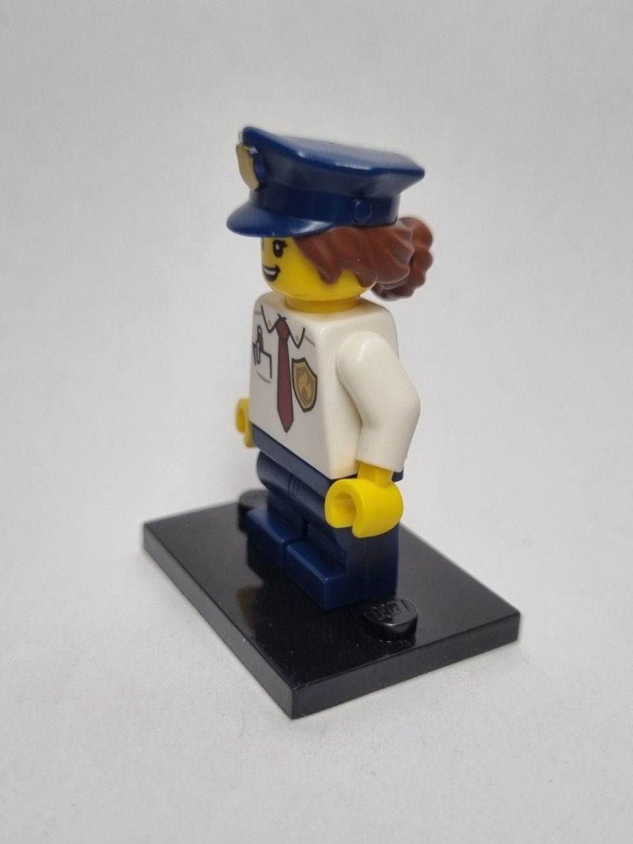 Lego Baukästen: LEGO LEGOLAND BAM Late 2023 Polizeichefin – Neu (gemäss Beschreibung) aus Basadingen von NekoBricks 1