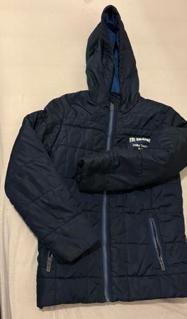 Kinder Steppjacke dunkelblau mit Kapuze Grösse 148-152