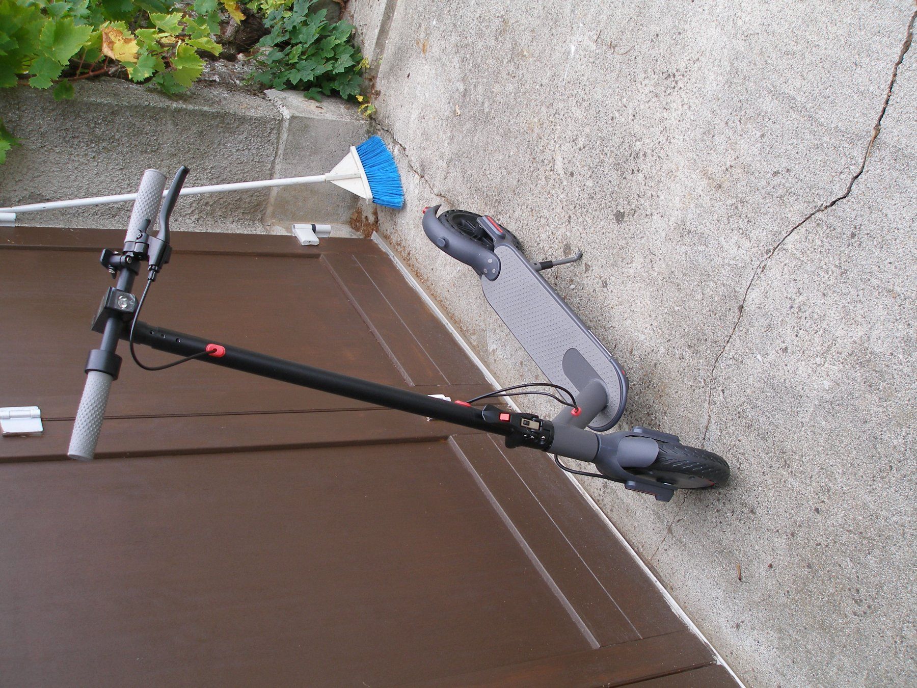 Kickboard: e-scooter neuf – Nuovo (secondo la descrizione) da jussy venduto da monniati1951 1