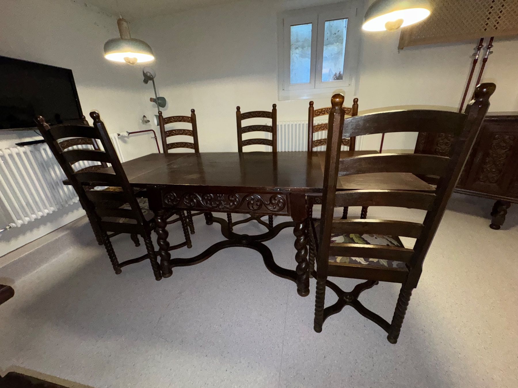 Credenze: Antike Esszimmer-Garnitur Eiche, Neorenaissance – Usato da Aarau venduto da navisnominor 2