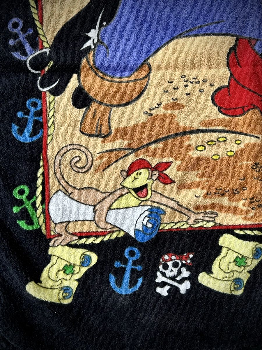Disney Teli da bagno: Serviette Disney Dingo Pirate occasion – Usato da Leysin venduto da Ogis 4