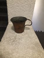 Kupferbecher antik mit Henkel gebrauchter Zustand