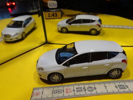 Lancia Delta  1:43 (ohne Box) Welly    >  (H10)