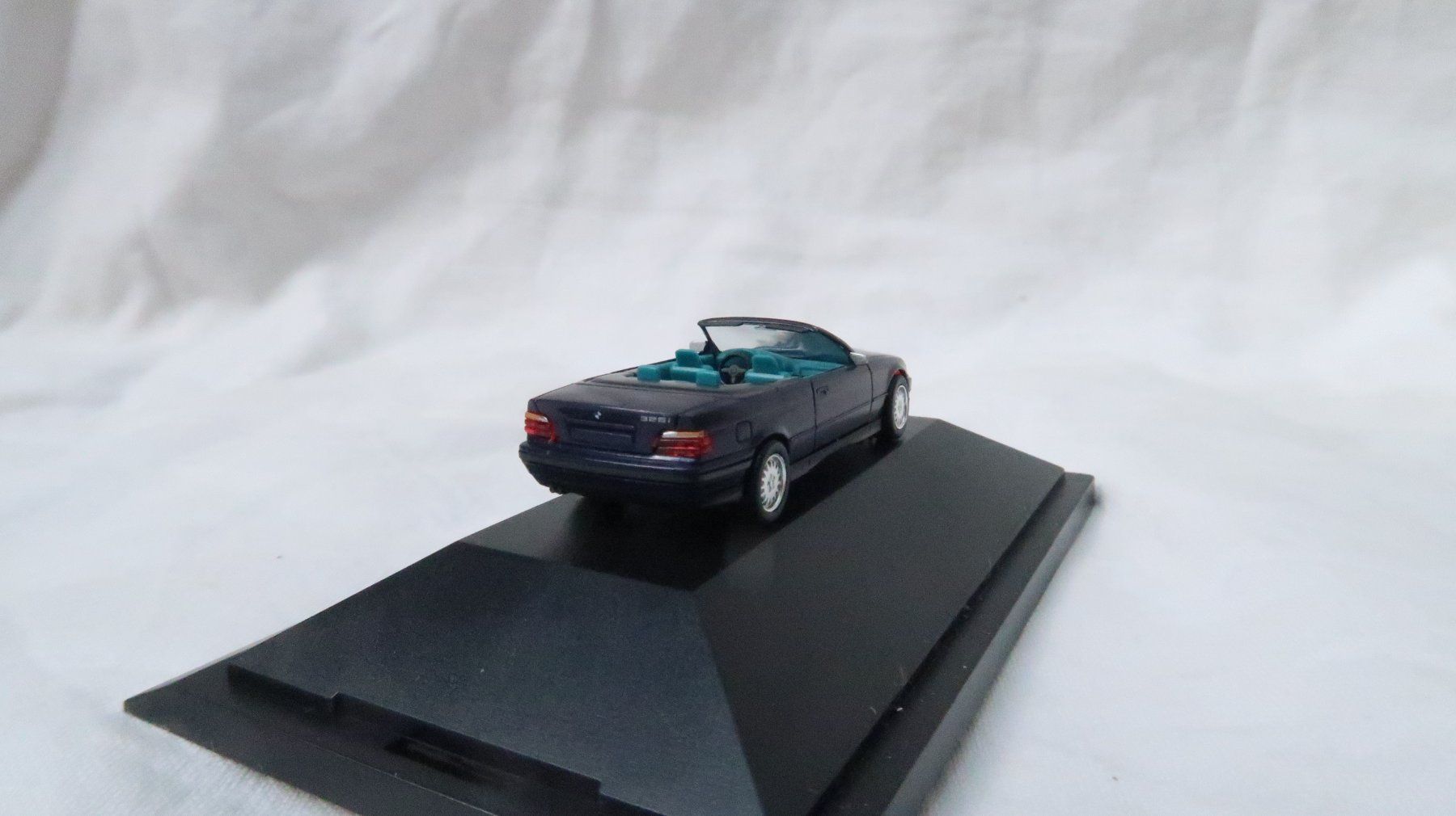 Herpa Modellautos: Herpa BMW 325i Cabrio – Neu (gemäss Beschreibung) aus Muttenz von Laeckerlihamschter 6