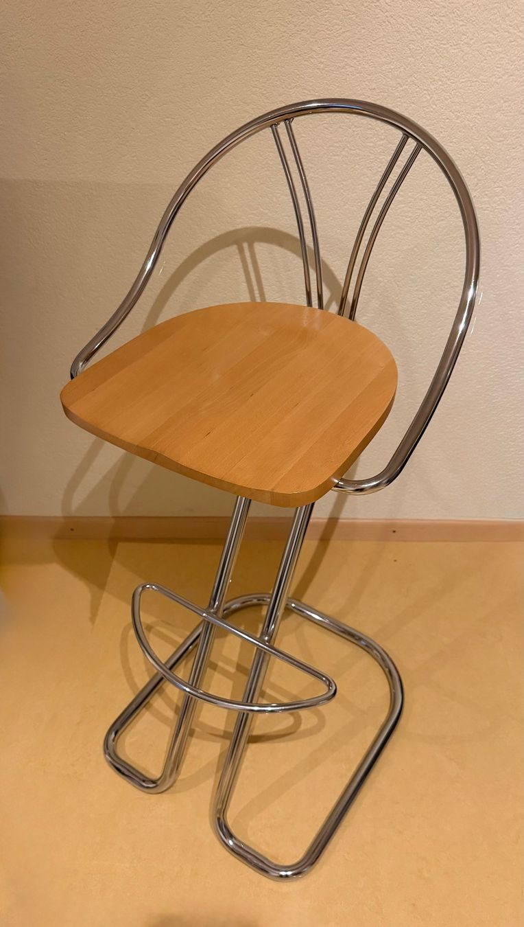Sgabelli: 2 schöne Bar-Hocker, Barstuhl – Usato da Sulz AG venduto da Tigi69 1