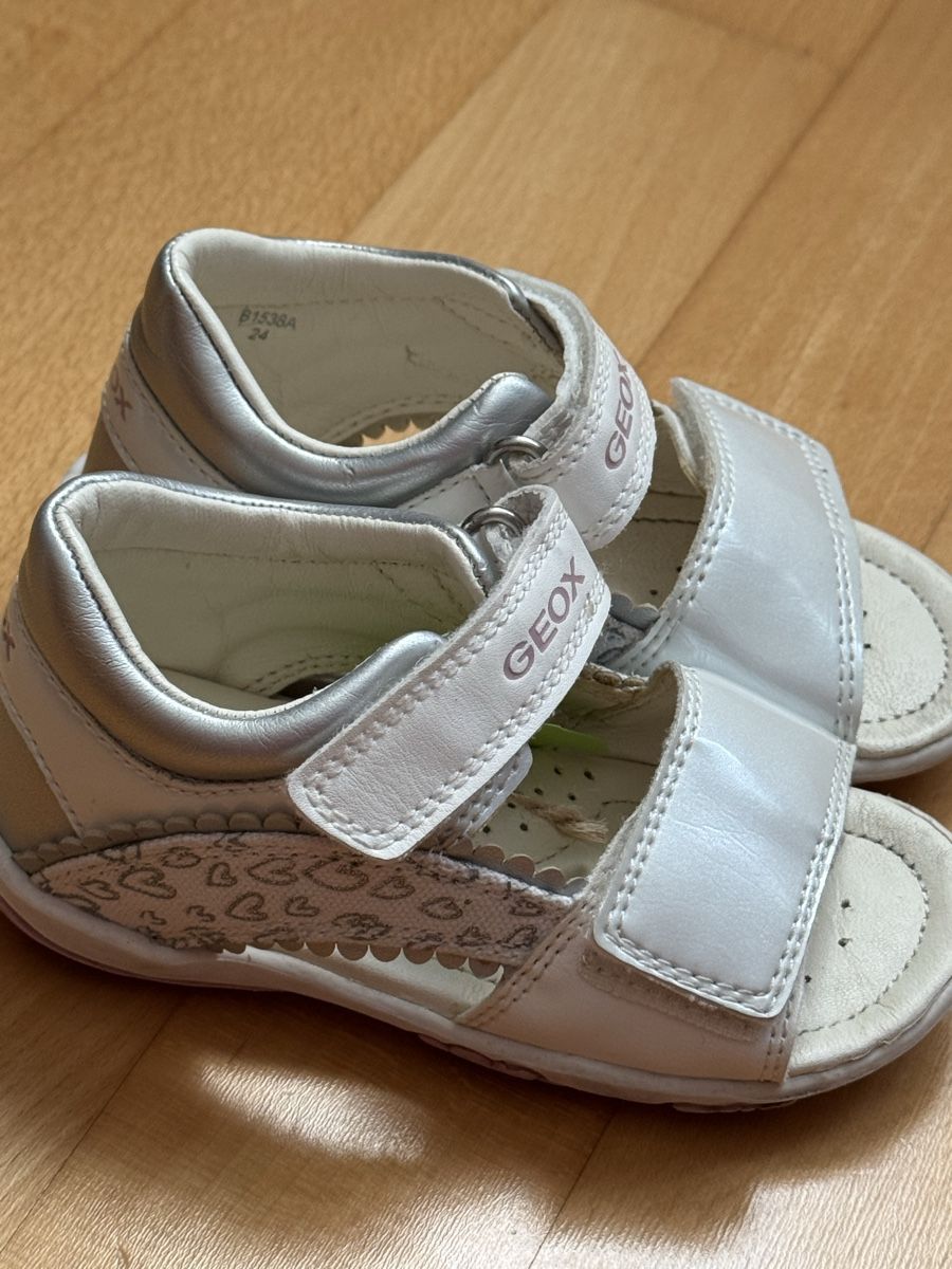 Geox Scarpe per ragazze: Geox Sandalen 24 – Usato da Villnachern venduto da cla_z5nr 2
