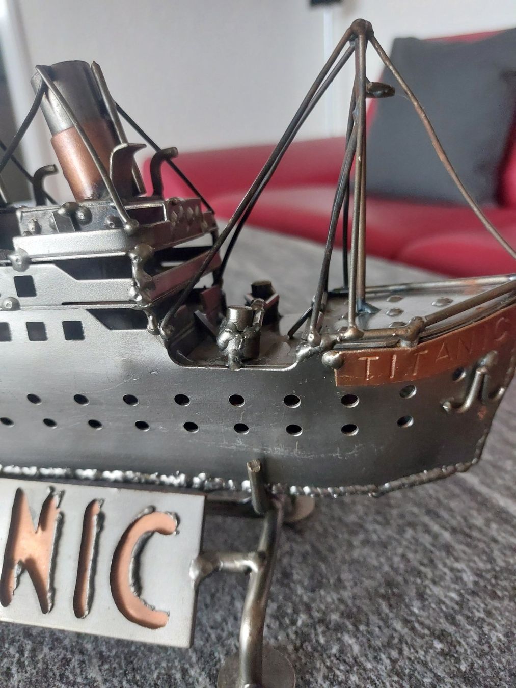Tutte le decorazioni: Titanic Metall Modell 35cm mit Ständer – Usato da Bremgarten AG venduto da marcelbu62 3