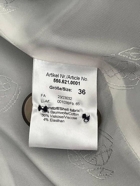 Completi & Tailleur: Navyboot Anzug Blazer mit Hose Gr. 36/38 – Usato da Ehrendingen venduto da Bretzelchen 3