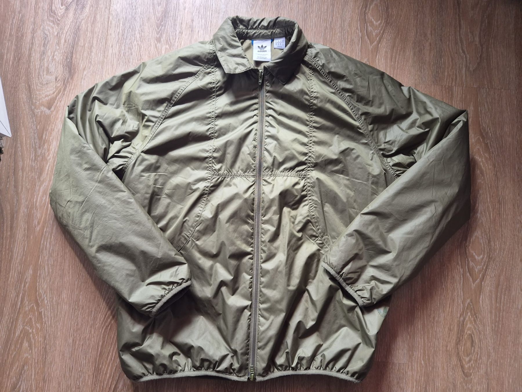Adidas Jacken: Adidas Primaloft Jacket Olive Green - Swiss Quality! – Gebraucht aus Zürich von sha_rxc8
