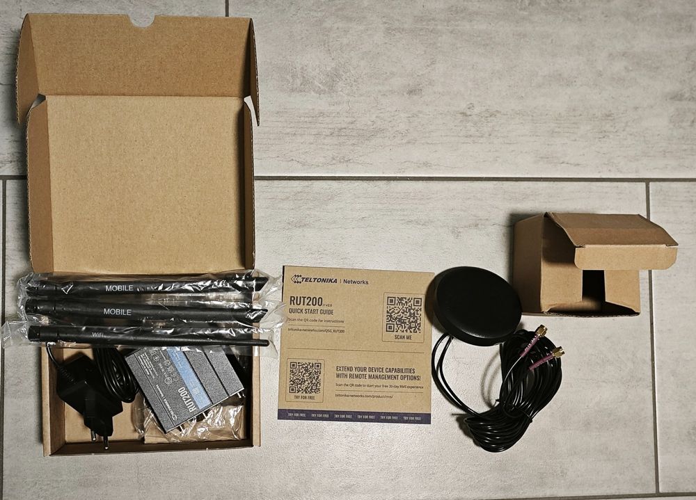 Teltonika Router 4G LTE - RUT200 + Mobile Roof SMA Antenna (Gebraucht ...