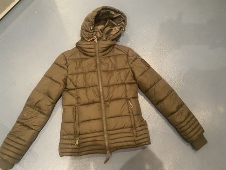 Winterjacke von Marikoo, oliv, Gr. S