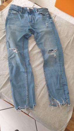 Pull&Bear Jeans, Gr. 40, destroyed Look für den Sommer