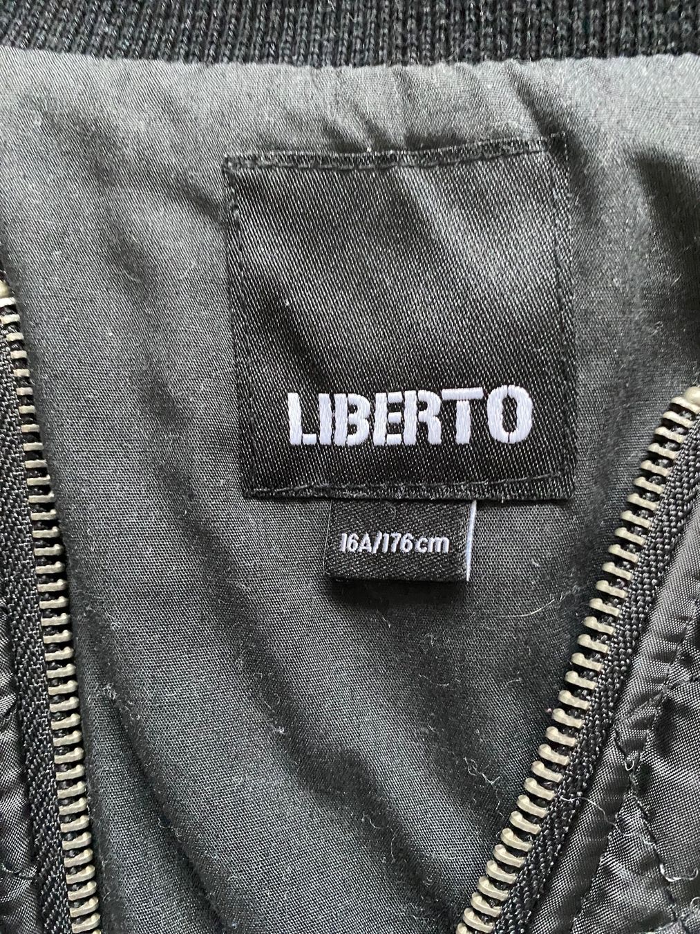 Vestes: Veste Liberto (size 176) – D'occasion à Delémont par noe_2dvd 2
