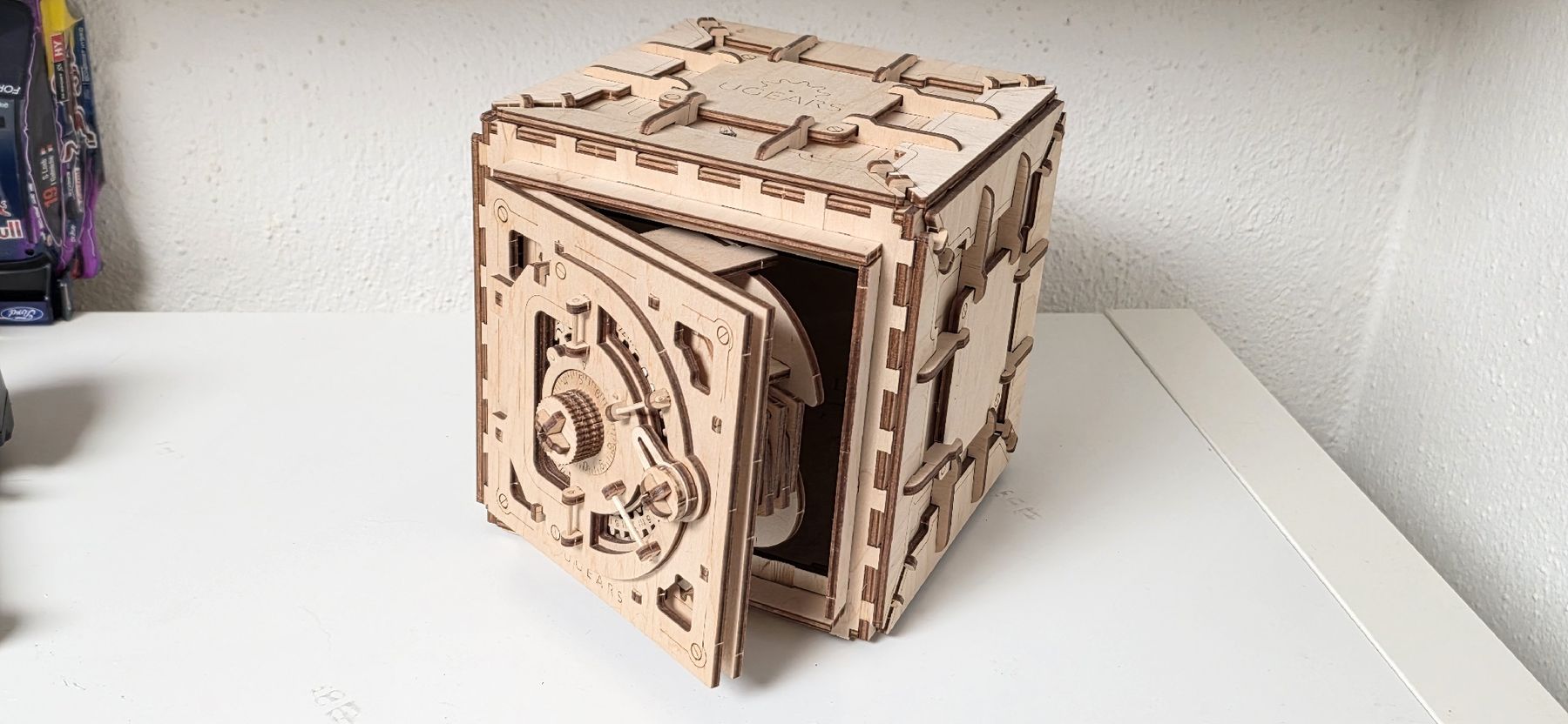 Ugears Kit di modellismo & Modellini statici: Ugears Safe Bausatz - Neuwertig – Nuovo (secondo la descrizione) da Heimenhausen venduto da rovermini 1