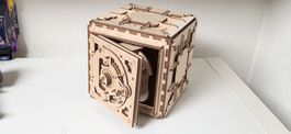 Ugears Safe Bausatz - Neuwertig