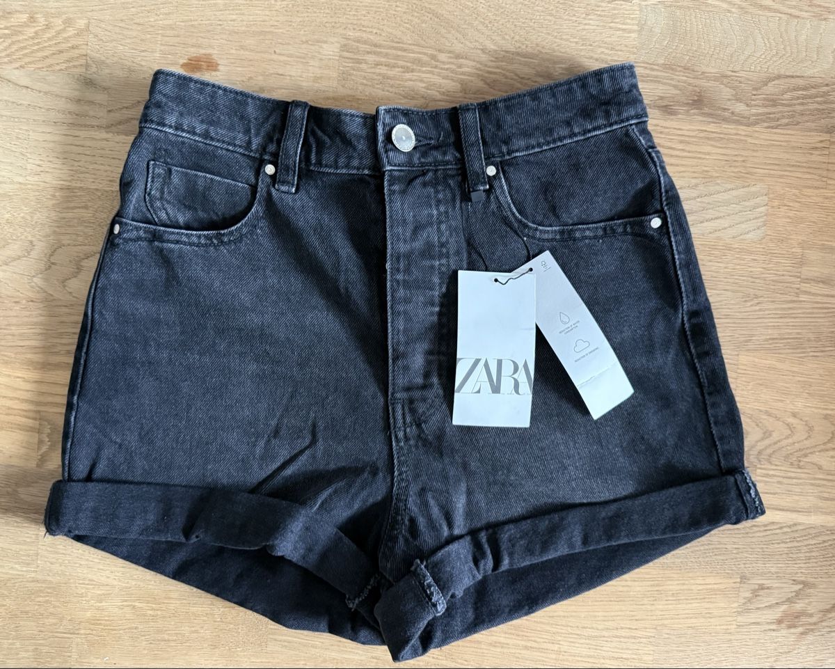 Zara Jeans: Jeansshorts, Zara, Grösse 36, neu – Nuovo e nell'imballaggio originale da Anglikon venduto da Haraldinho