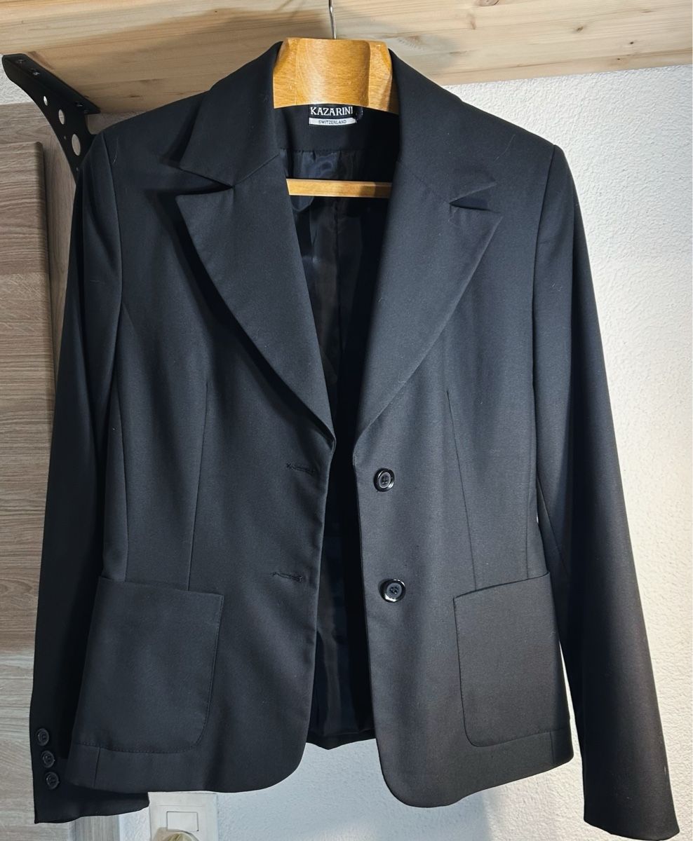 Giacche: Blazer noir Kazarini Switzerland – Usato da Pont (Veveyse) venduto da pil_k9jp 3