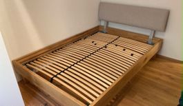 Holzbett 140x200cm (Bettgestell und Lattenrost)