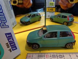 Fiat Punto  1:43 (mit Box) Bburago IT   > (Box015)