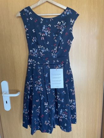 Neues Closet London Kleid mit Schmetterlingen, UK 10