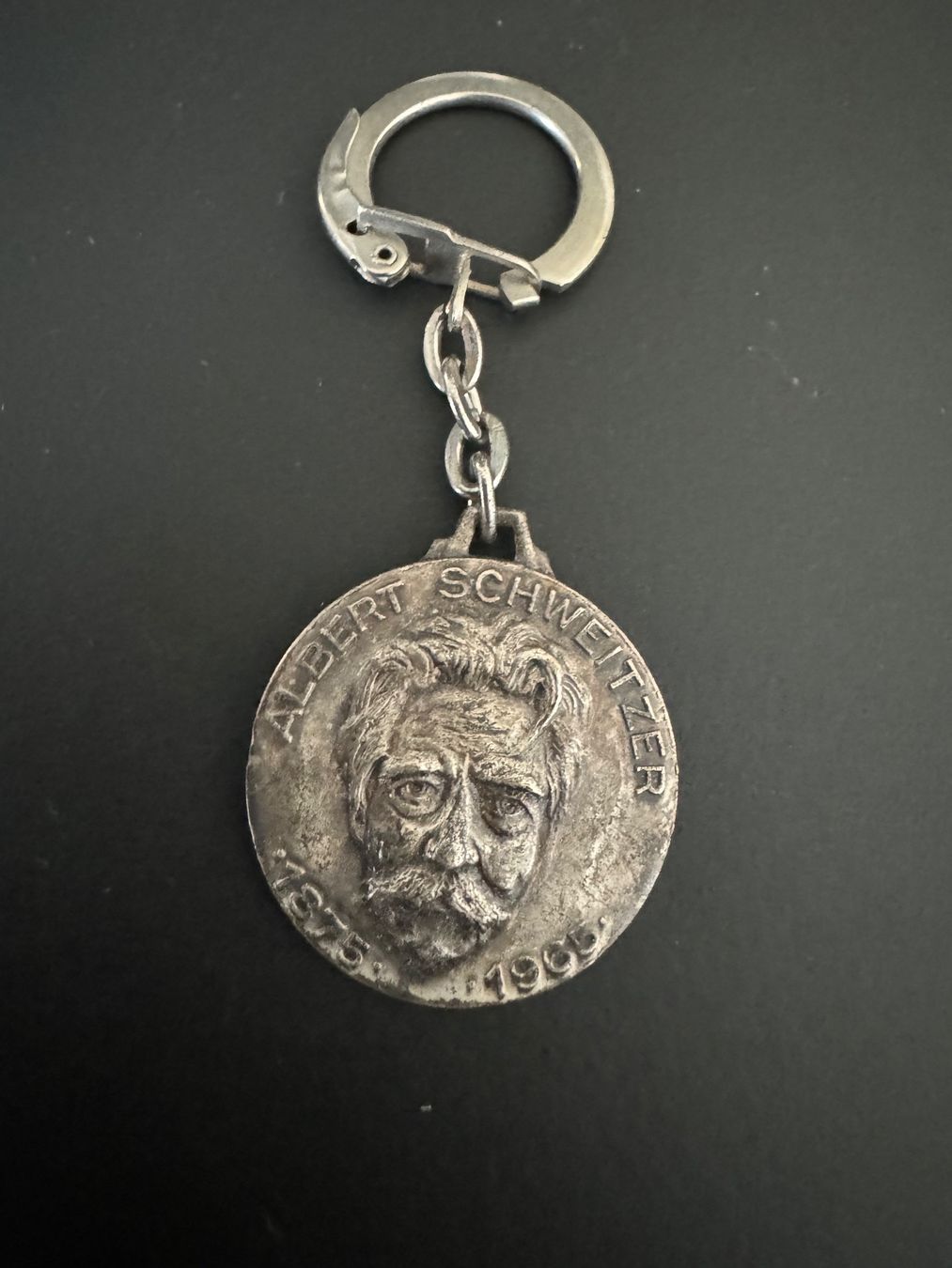 Portachiavi: Alter Albert Schweitzer Schlüsselanhänger – Usato da Galgenen venduto da rub_f6kh