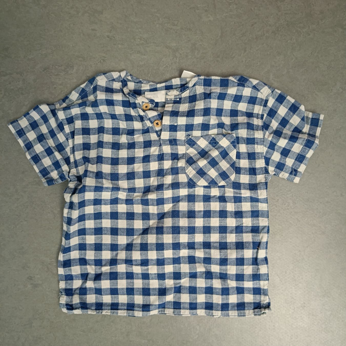 Camicie, T-shirt & Polo: T-Shirt Grösse 92 – Usato da Jaberg venduto da urig17.