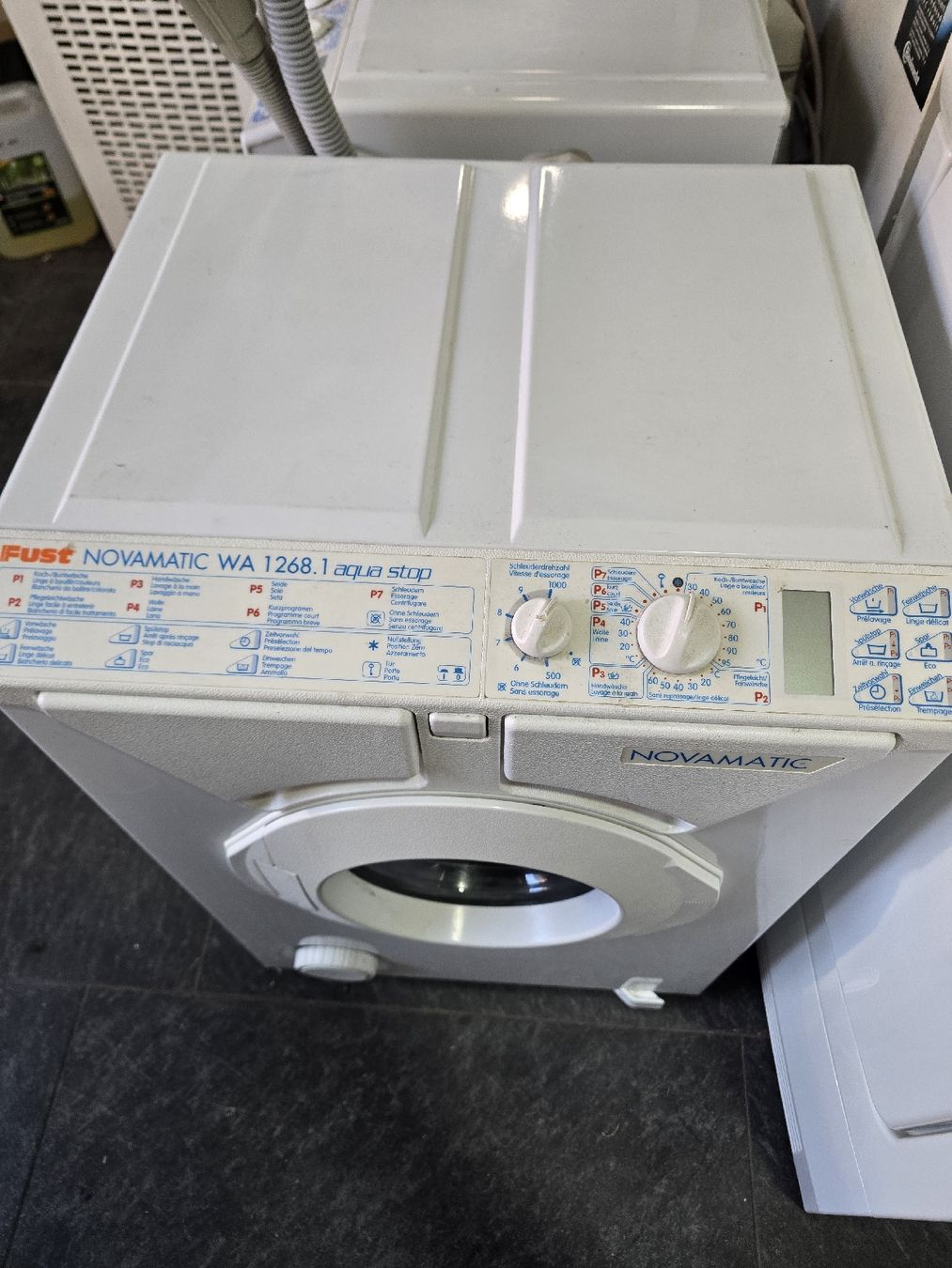 Novamatic Lavatrici: waschmaschine NOVAMATIC 3kg – Usato da Oberburg venduto da B-2 1