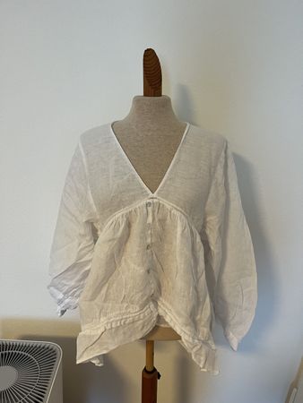 Weisse Sommerbluse aus Leinen, Grösse S von Zara