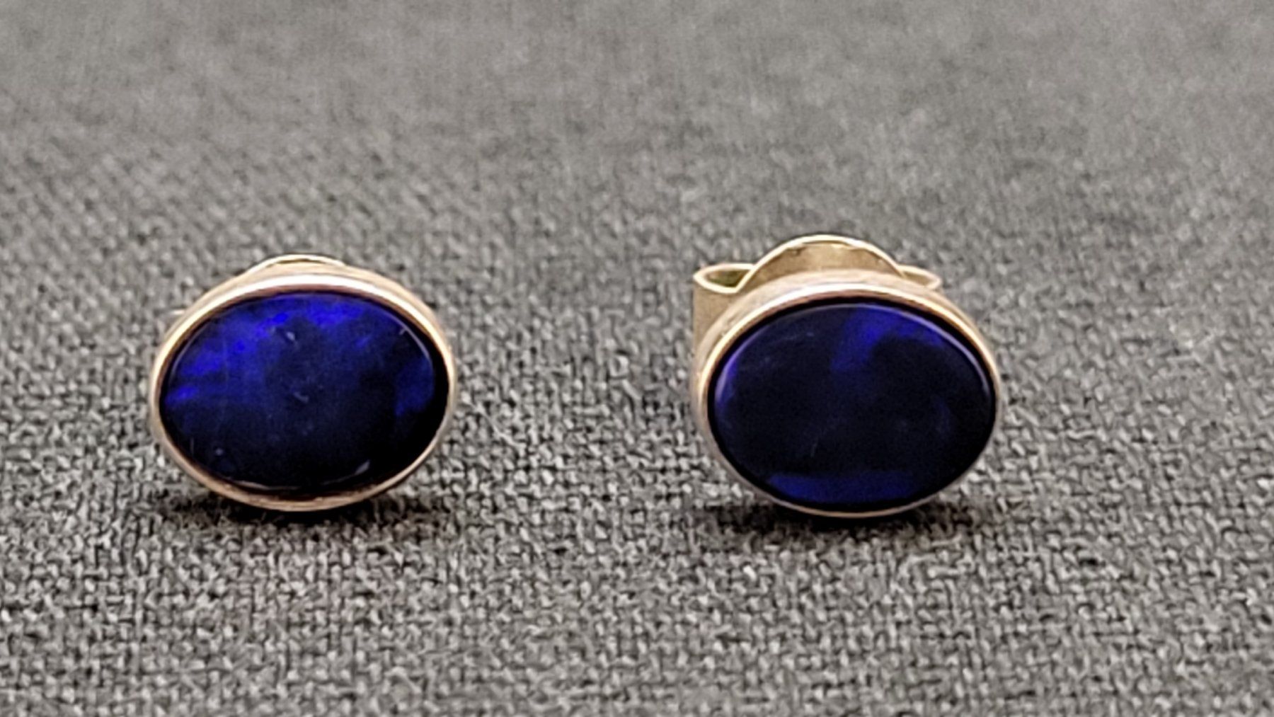 Boucles d'oreille: Silber-Ohrstecker mit Opal – D'occasion à Basel par spinne02 2