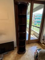 Eckschrank zu verkaufen. Standort: 6900 Lugano