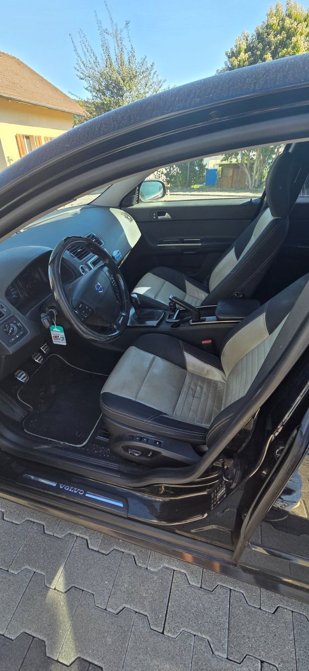Volvo Automobili: Volvo v50 D5 Jg 2008 – Usato da Pfaffnau venduto da Sima68 3