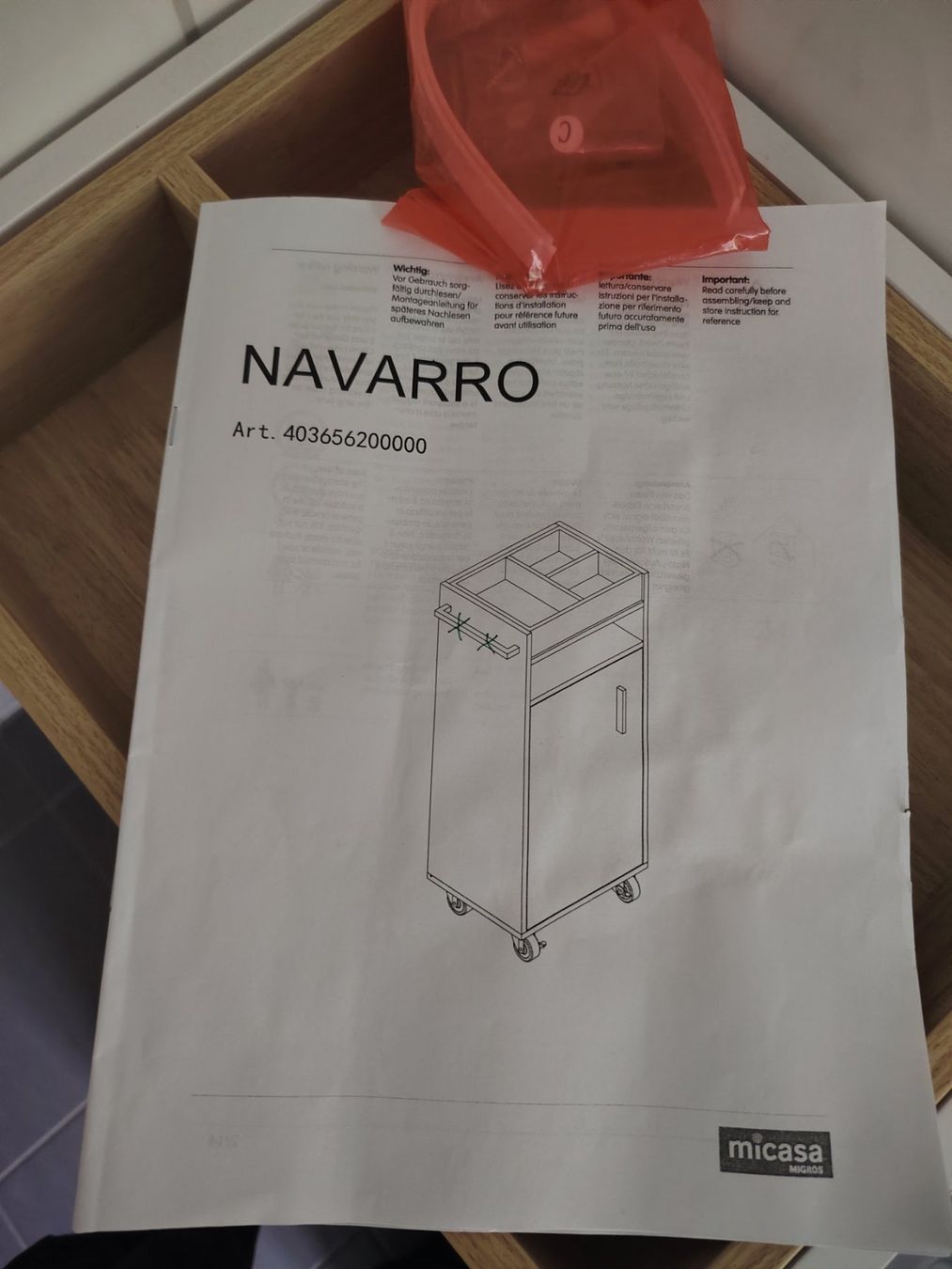 Micasa Cassettiere: Micasa Navarro Bewegliches Badezimmermöbel – Nuovo (secondo la descrizione) da Zürich venduto da soz_fvl8 5