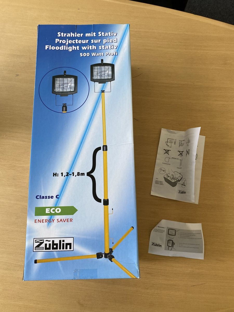 Lampen: Halogen Strahler mit Stativ – Neu und originalverpackt aus Wittenbach von kramerei.vanessa