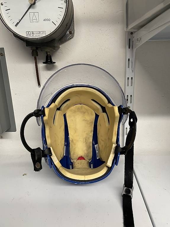 Bauer Caschi: Nike Bauer 4500M Eishockeyhelm Grösse M – Usato da Kreuzlingen venduto da deGriGri 4