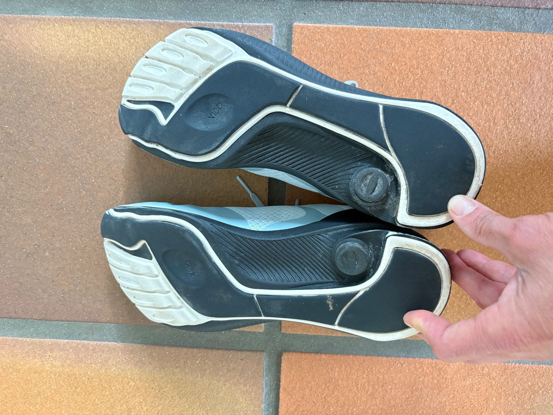 Herrenschuhe: X10D Trainingsschuh – Gebraucht aus Villigen von antjenoemie 3