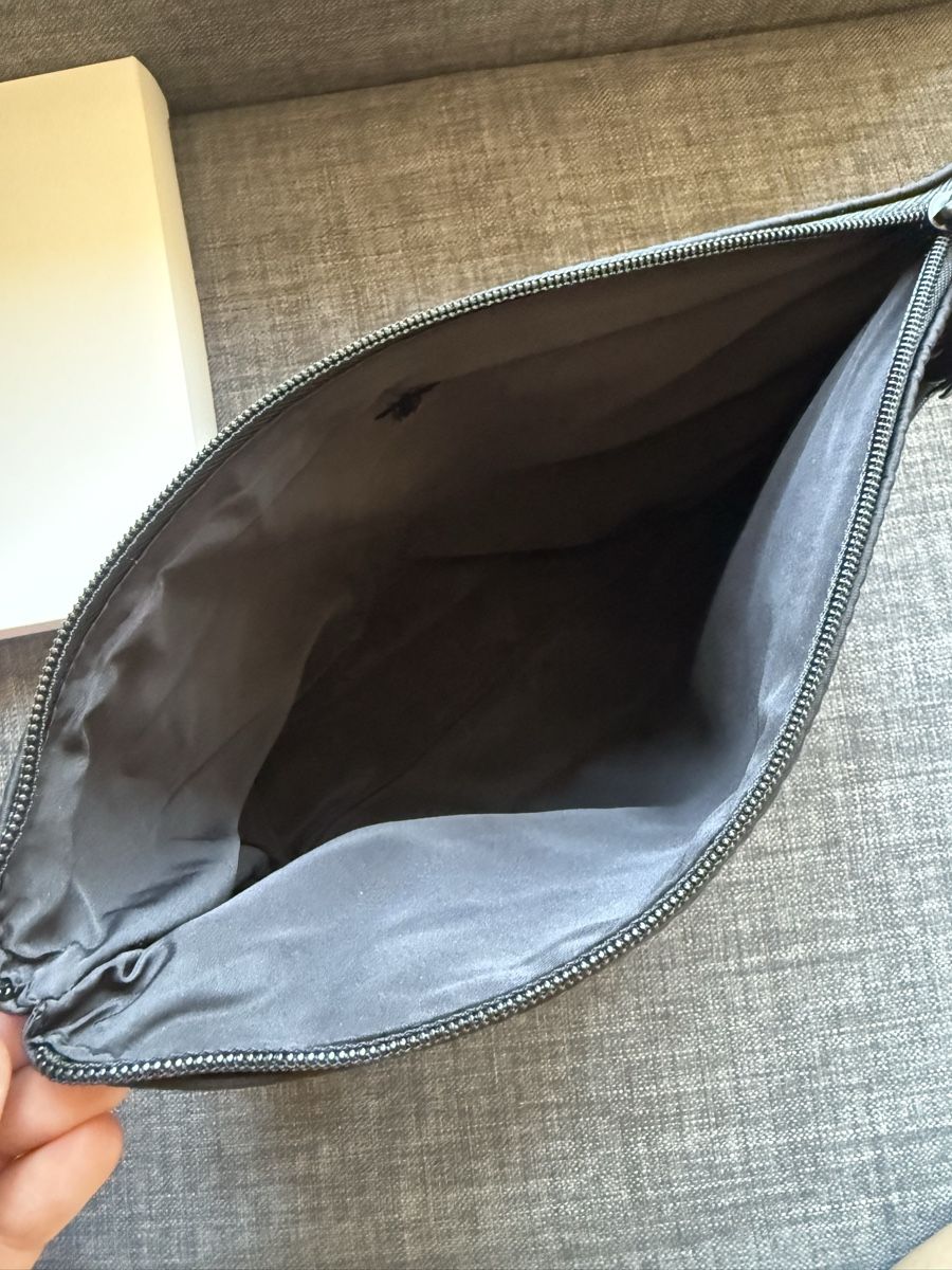 Dior Taschen: Dior Pouch – Neu und originalverpackt aus Luzern von sas_r89l 4