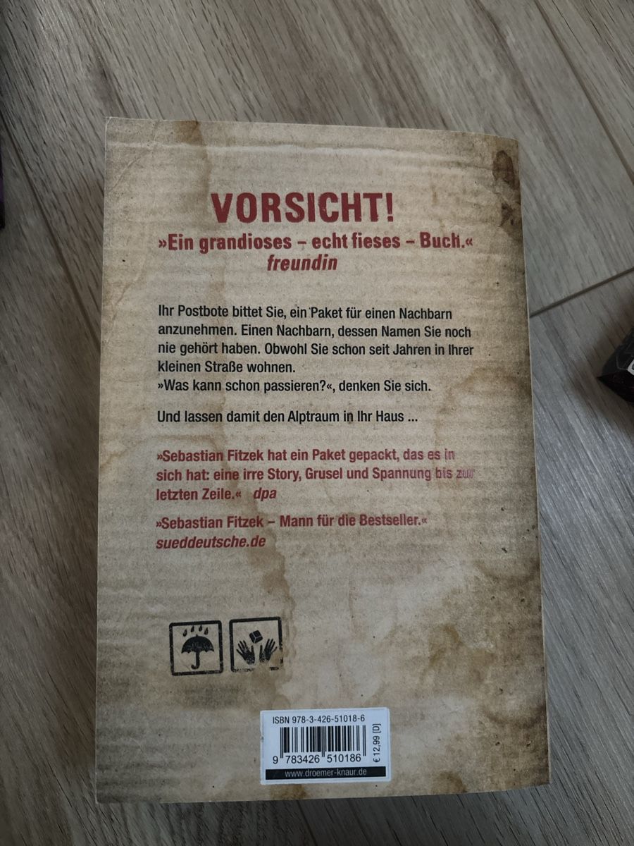 Libri: Buch, das Paket – Nuovo (secondo la descrizione) da Näfels venduto da hano.degi 1