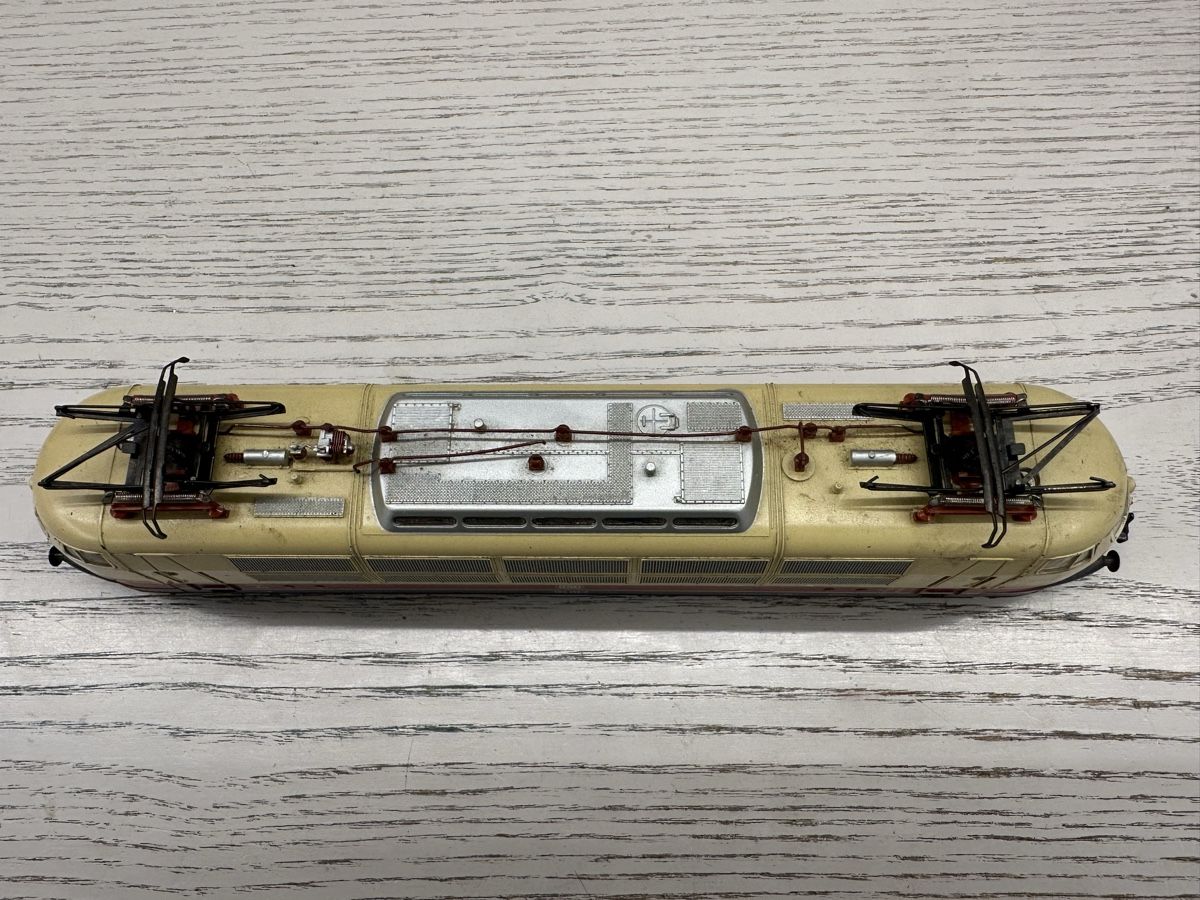 Märklin Modellini di ferrovie: Märklin 3054 DB BR 103 – Usato da Lupsingen venduto da New-Haven 4