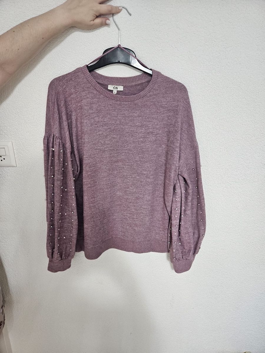 C&A Pulls & Sweat-shirts: Pullover C&A lila mit Perlen – D'occasion à Kreuzlingen par Lore2000 2