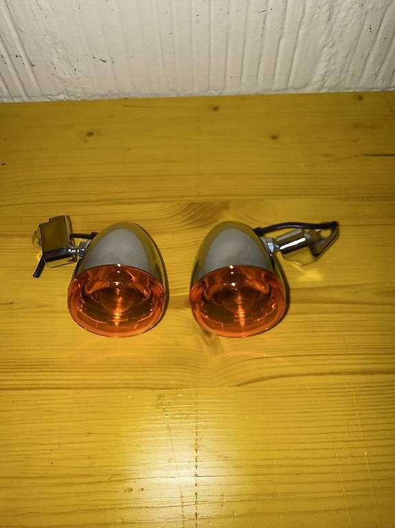 Harley-Davidson Toutes les pièces détachées moto: Harley Davidson Original Blinker Bullet – D'occasion à Wohlen AG par Capo13 1