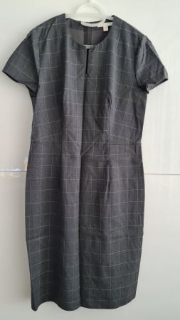 HUGO BOSS Kleid grau kariert, kurzarm, Gr. 42 aus Schurwolle
