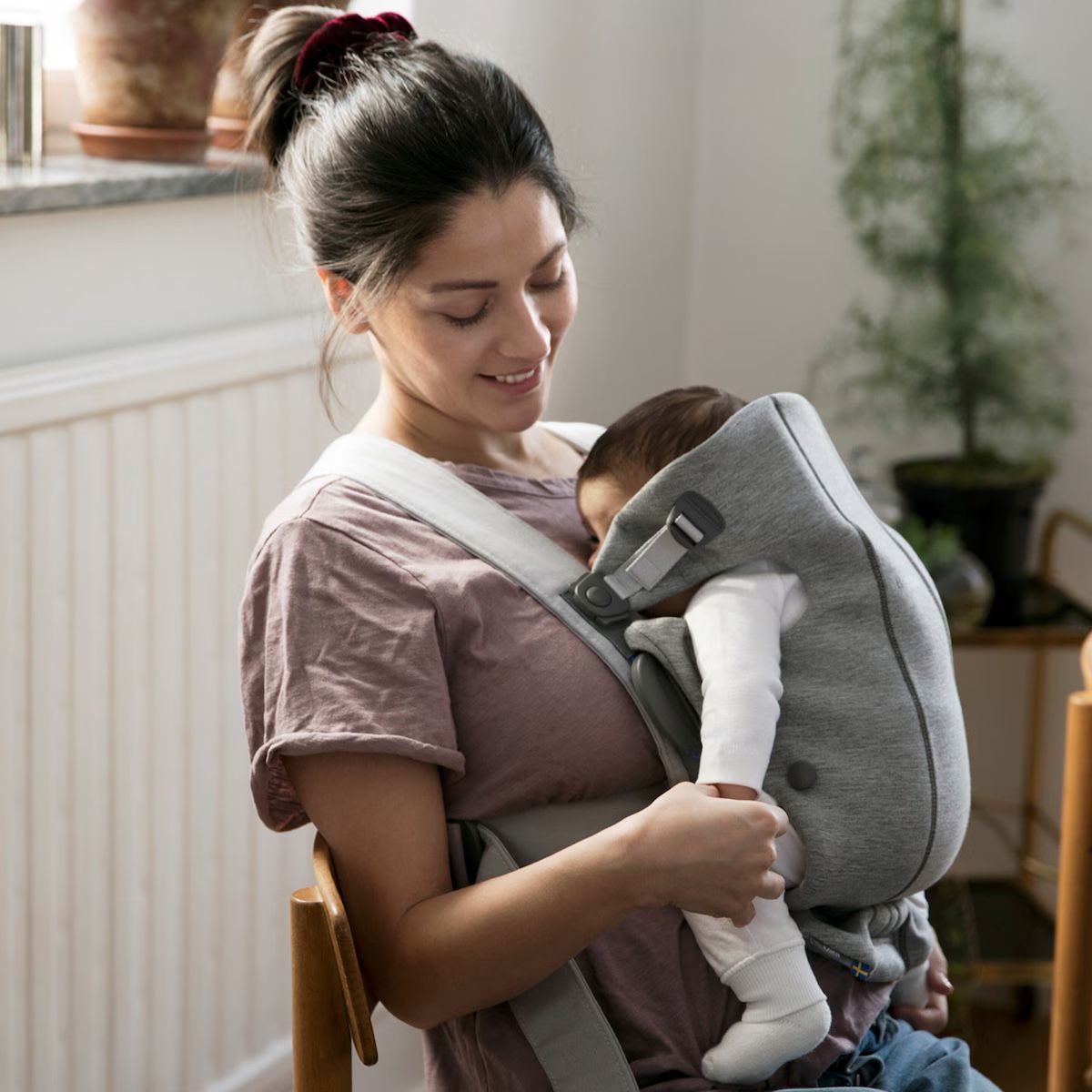 Babybjörn Marsupi portabebè: Babytrage Mini 3D Jersey Light Grey – Usato da Hedingen venduto da Timani.r 1
