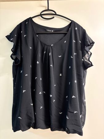 Chicoree schwarze Bluse mit Vögelmuster, Grösse L, Sommer ☀️