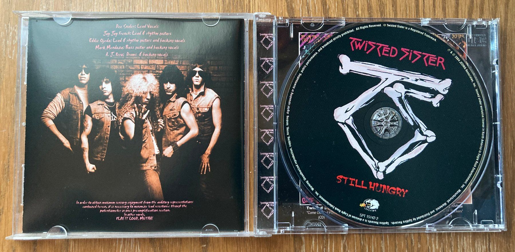 CD: TWISTED SISTER "Still Hungry" 2004 – Usato da Attiswil venduto da Jay70 2