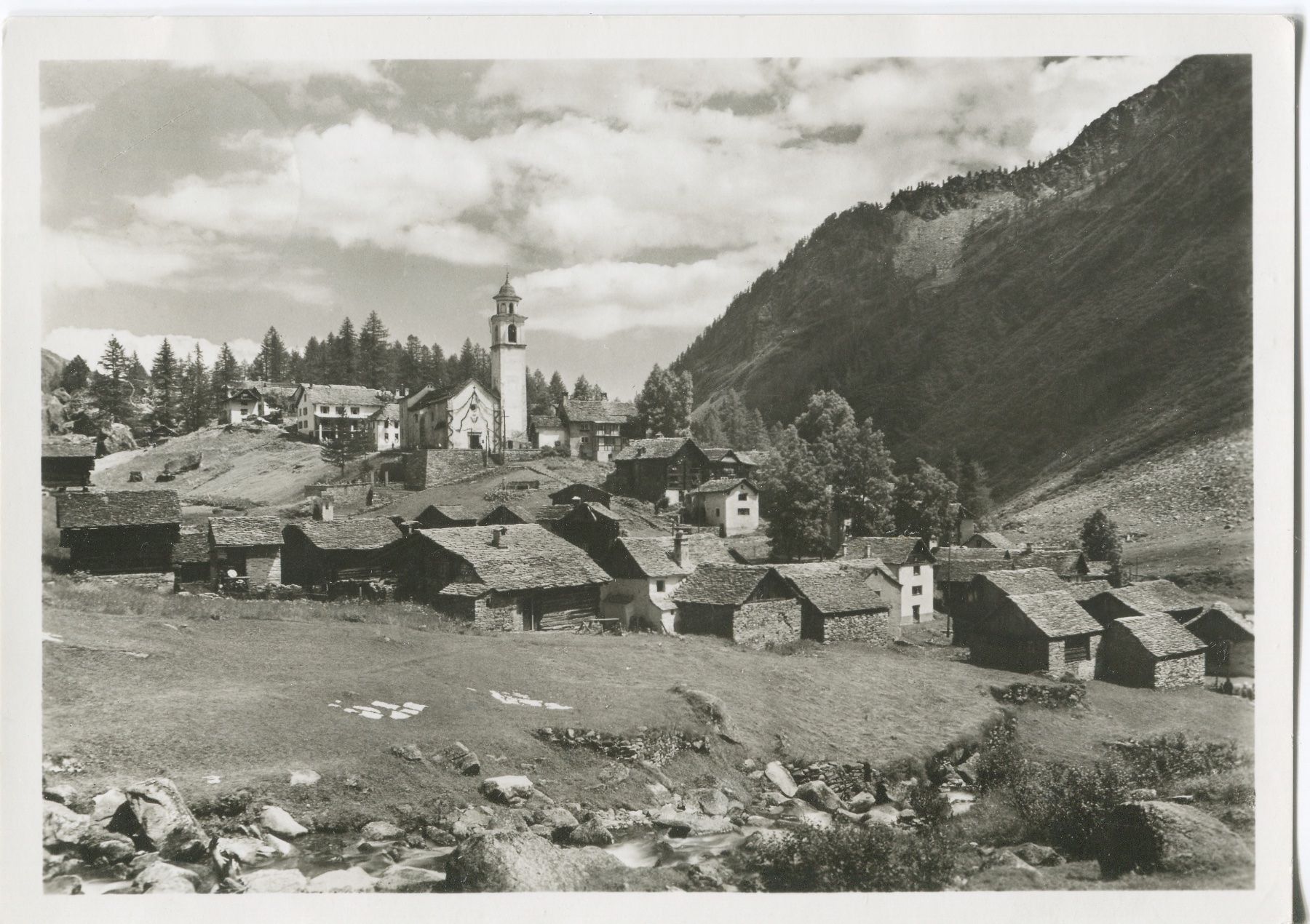 Cartoline postali: Bosco Gurin 1940 – Usato da coglio venduto da Tascia1