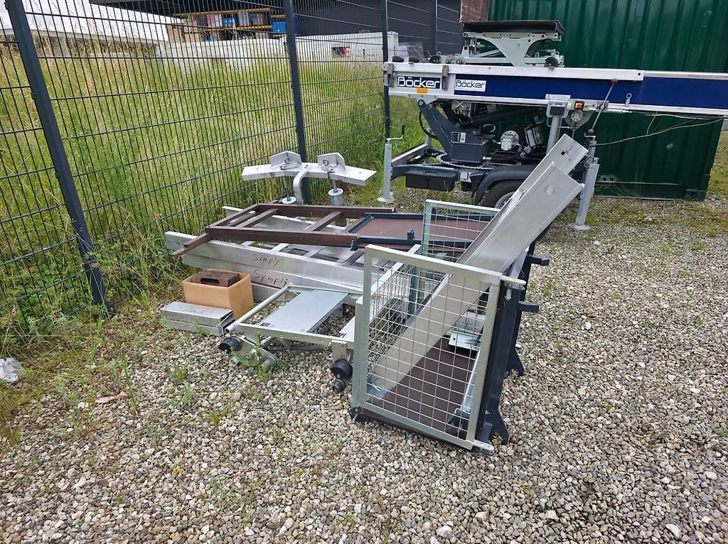 Tutte le macchine: BÖCKER UNIVERSAL-SCHRÄGAUFZUG SIMPLY 21HD – Usato da Dietikon venduto da Boerni65 1