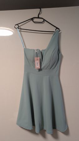 Wal G Kleid, Mintgrün, One Shoulder, Gr. 38, Neu!