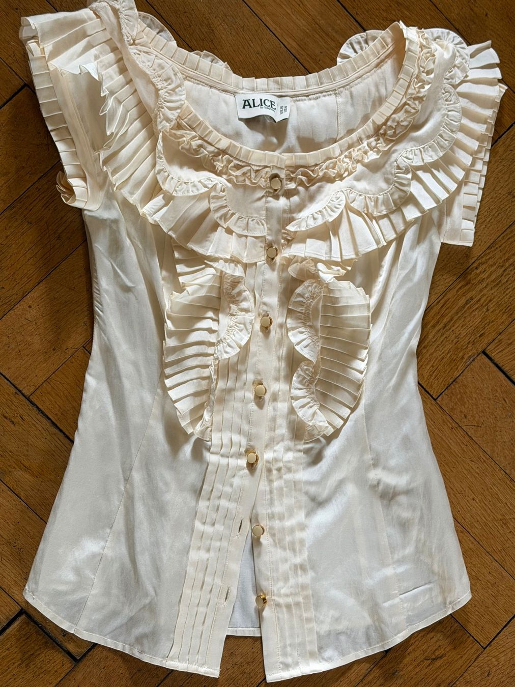 Camicette: A classic Alice by Temperley blouse – Nuovo (secondo la descrizione) da Basel venduto da dan_vp6l